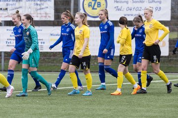 Bild 39 - F SSC Hagen Ahrensburg - SV Frisia Risum-Lindholm : Ergebnis: 1:2